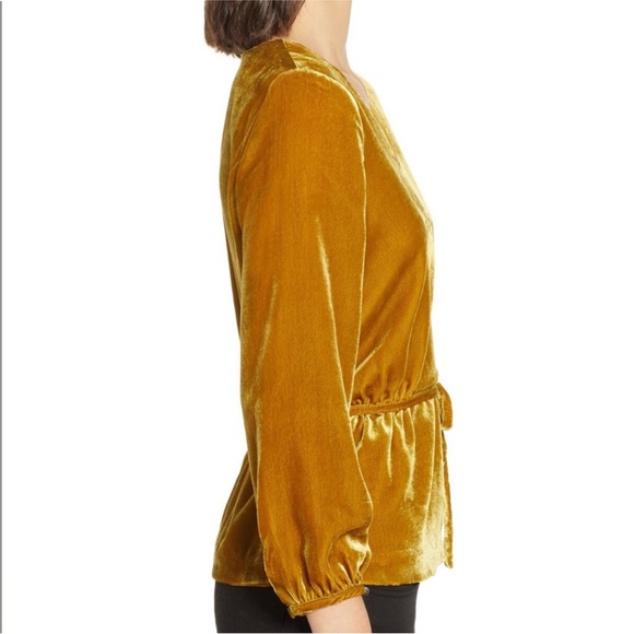 J.Crew Faux-Wrap Top In Drapey Velvet Vintage Gold Size 8 *RUNS SMALL NWT - Picture 3 of 9